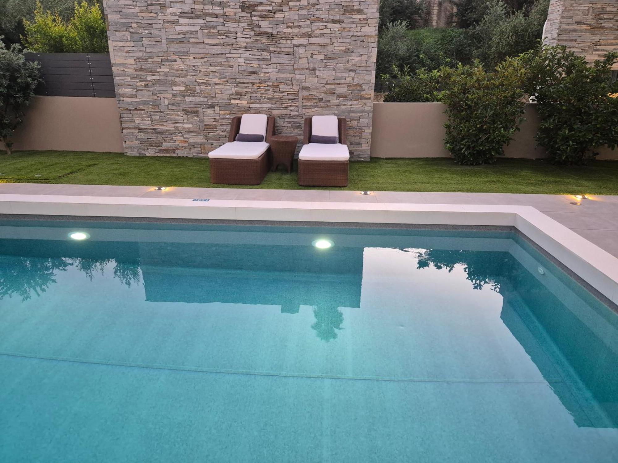 Aguacate Glafki With Heated Private Swimming Pool Villa Циливи Екстериор снимка